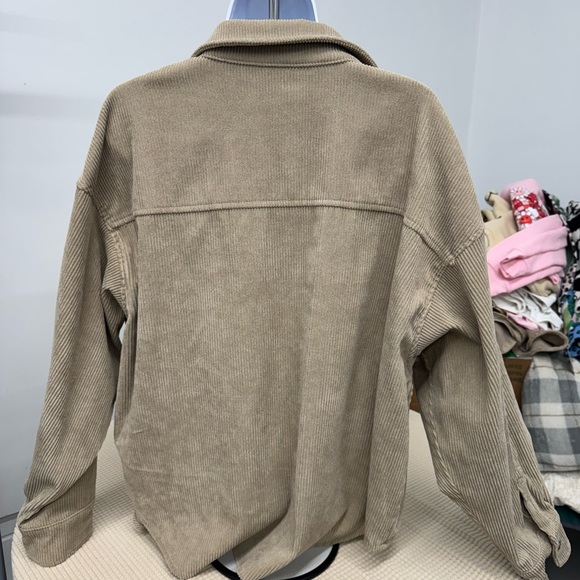 Wishlist Tan Ribbed shirt with Button Down Style - Picture 6 of 7